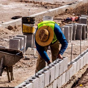 Continuamos con la construcción de cancha de futbol1