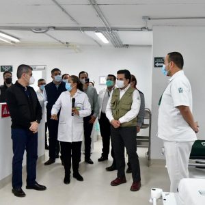 Recorrido por el nuevo hospital móvil