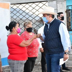 Colonia Santiago de la Monclova estrenó alumbrado público