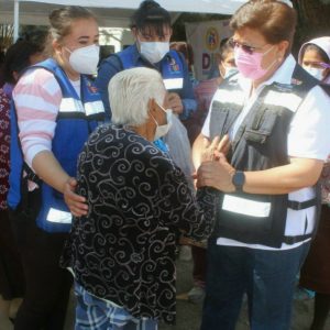 SE COMPROMETE ALCALDESA CON HABITANTES DEL VENADO Y REYNOSA