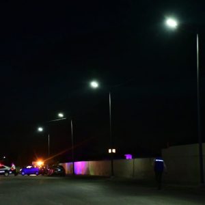 Colonia Independencia estrenó alumbrado público1