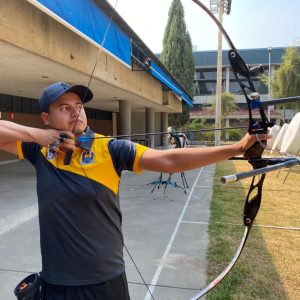 Egresado de la UAdeC es Seleccionado Nacional de Tiro con Arco 1
