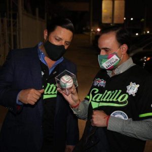 Presentan el equipo de béisbol Saraperos Todos por Saltillo