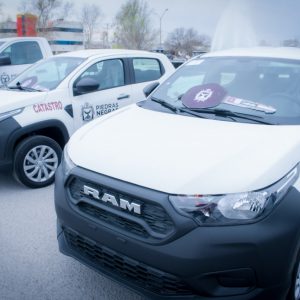 Recibe Municipio de Piedras Negras 4 nuevas unidades utilitarias