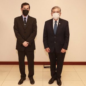 Rector Toma Protesta a Director de la Facultad de Ciencias Químicas