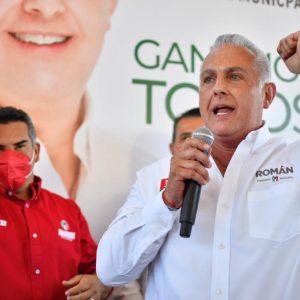 ALEJANDRO MORENO CÁRDENAS LLAMA A RECUPERAR EL RUMBO DE TORREÓN CON ROMÁN ALBERTO CEPEDA