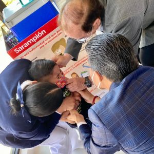 ARRANCA COAHUILA CAMPAÑA DE VACUNACIÓN CONTRA EL SARAMPIÓN Y RUBÉOLA
