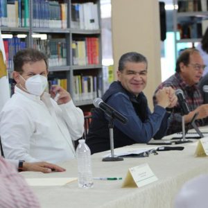 COAHUILA MODELO A NIVEL NACIONAL EN APLICACIÓN DE VACUNA A DOCENTES MARS1