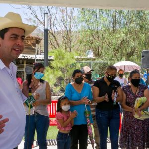 LLEVA PROPUESTAS CHEMA MORALES AL CAMPO DE RAMOS