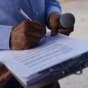 Mario Dávila busca la forma de desarrollar al sector oriente1