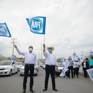 PEGA MASIVA DE CALCAS DE DÁVILA Y PAREDES1