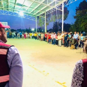 BRINDAN TOTAL RESPALDO A JONATHAN ÁVALOS EN COL. MONTEMAYOR