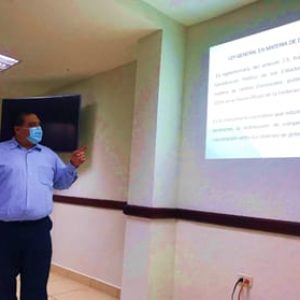 CAPACITAN A TRABAJADORES MUNICIPALES Y ESTATALES DE COAHUILA EN BLINDAJE ELECTORAL