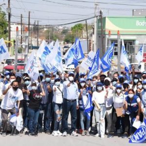 CERCA DE 200 COLONIAS DE MONCLOVA ONDEAN EN TODO LO ALTO LAS BANDERAS AZULES