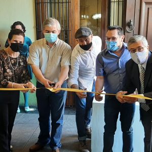 Inauguran la Exposición Plástica “Cambio de Estación” (2)