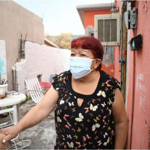 Mario Dávila visita a vecinos de la colonia La Salle