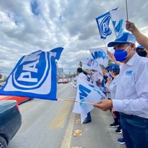 Mario Dávila y Alfredo Paredes candidatos que están en la cima de las preferencias1