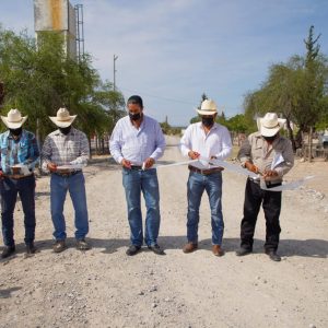 CHEMA MORALES ENTREGA REHABILITACIÓN DEL CAMINO EN EL ENTRONQUE DE LA CARRETERA HIPOLITO AL EJIDO