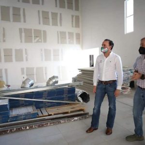 Supervisa Manolo nuevo edificio municipal1