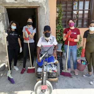 ATIENDE DIF COAHUILA SALUD INTEGRAL DE ADULTOS MAYORES EN SITUACIÓN DE ABANDONO MARCELA GORGÓN1