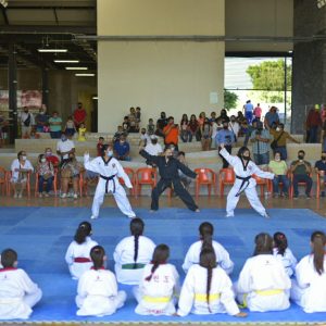 CON ÉXITO SE REALIZÓ LA PRIMERA ETAPA DEL “BAZAR DEL MERCADO”1
