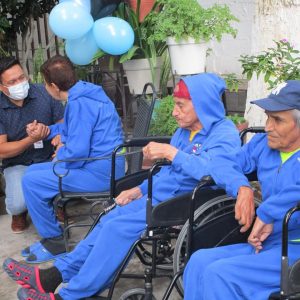 Donación de cinco sillones reclinables