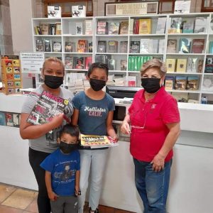 ¡DINOSAURIOS EN LA MONSIVÁIS!