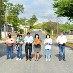 ENTREGAN OBRA DE PAVIMENTACIÓN DE LAS CALLES RASTRO Y MICHOACÁN (2)