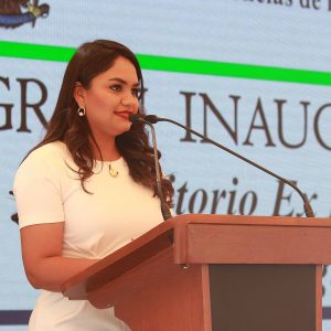 Inaugura Rector de la UAdeC el Auditorio Ex Directores FCA y el Gimnasio Águila FCA1