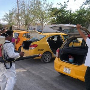 Sanitización en transporte público continúa por parte del Municipio