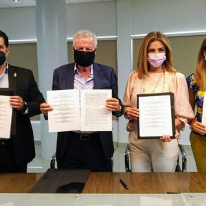 Se renueva convenio de DIF Torreón y Colegio de Notarios Públicos por el mes del Testamento1