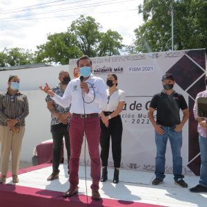 CONTINÚA CUMPLIENDO COMPROMISOS EL ALCALDE LIC. RAMIRO PÉREZ ARCINIEGA1