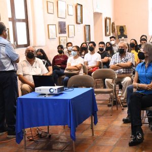 Conferencia Iturbide, “La guera y otras hierbas”