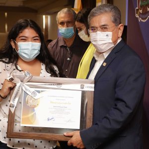 Da Rector la Bienvenida a los Nuevos Lobos de la Unidad Saltillo
