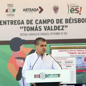 ENTREGA MARS CAMPO DE BEISBOL PARA NIÑAS, NIÑOS Y JÓVENES DE ARTEAGA