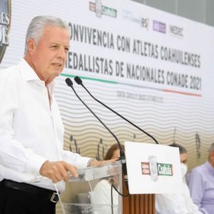 Medallistas estatales reciben felicitación del alcalde tras la Conade 20211