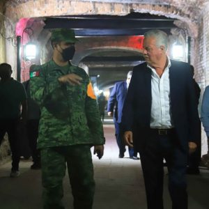 Se inaugura exposición fotográfica del Ejército en la Presidencia Municipa
