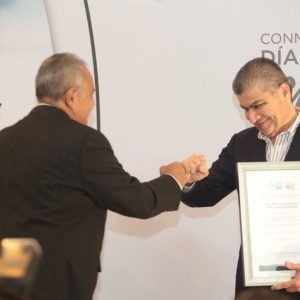 RECONOCE MARS LA LABOR DE LOS MÉDICOS EN COAHUILA (2)