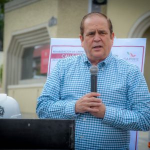 Da alcalde Claudio Bres banderazo de arranque a rehabilitación de calle Tepic