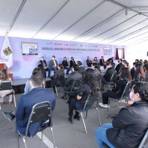 ENTREGAN MARS Y KARLA QUINTANA LABORATORIO DE GENÉTICA EN EL CRIH