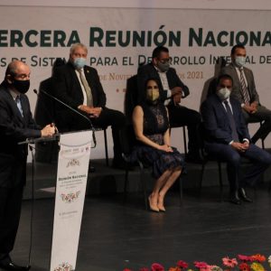 EXPONE DIF COAHUILA LOGROS EN REUNIÓN NACIONAL