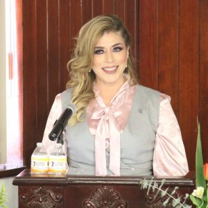 Presenta Segundo Informe la Directora de la Facultad de Derecho UAdeC UT