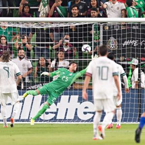 DEBUTA EL COAHUILENSE CARLOS ACEVEDO CON LA SELECCIÓN NACIONAL DE FUTBOL1 (1)