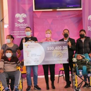 ENTREGA TELEFÉRICO DE TORREON CHEQUE SIMBÓLICO AL CRIT DE GÓMEZ PALACIO