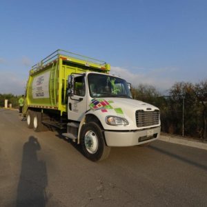 Exhorta municipio a mantener las calles limpias este fin de año