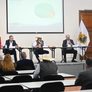 Recomienda Subcomité hacer reuniones navideñas solo con familiares