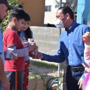 EN EL DÍA DE REYES LLEGA LA PRESIDENCIA Y EL SISTEMA DIF A CUATRO COLONIAS DE ACUÑA1