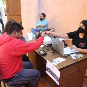 EXTIENDE DIF COAHUILA CONSTANCIAS PARA BENEFICIOS FISCALES EN TRÁMITE DE PLACAS A PERSONAS CON DISCAPACIDAD1