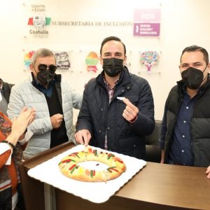 MANOLO JIMÉNEZ VISITA LAS ÁREAS DE LA SECRETARÍA DE INCLUSIÓN Y DESARROLLO SOCIAL DE COAHUILA