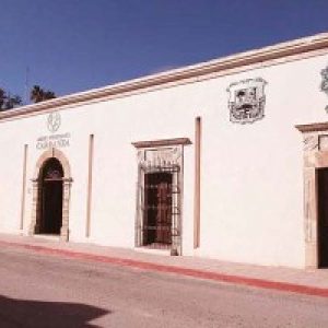 REALIZAN MANTENIMIENTO EN EL MUSEO CASA CARRANZA